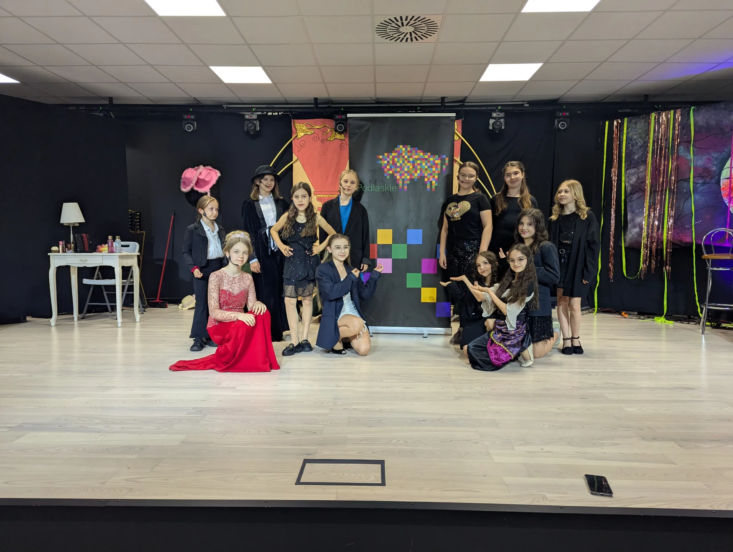 Zdjęcie z przedstawienia Kopciuszek