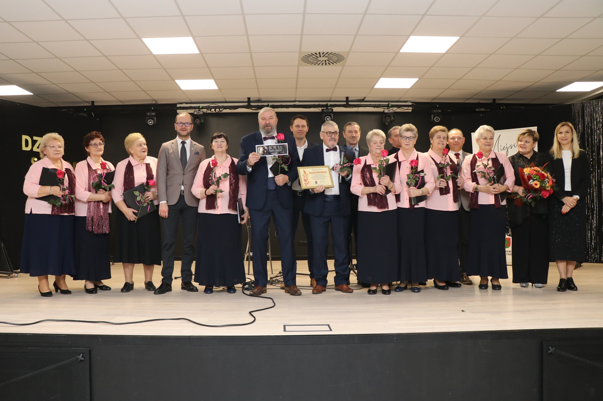 589552496_819648377558676_8856152981405222479_n